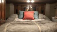 2013 Sundowner 7610RS 3 Horse Living Quarters