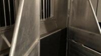 2013 Sundowner 7610RS 3 Horse Living Quarters