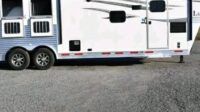 2019 Lakota 8311RKLQ 3 Horse Trailer with 11′ Short Wall‼️