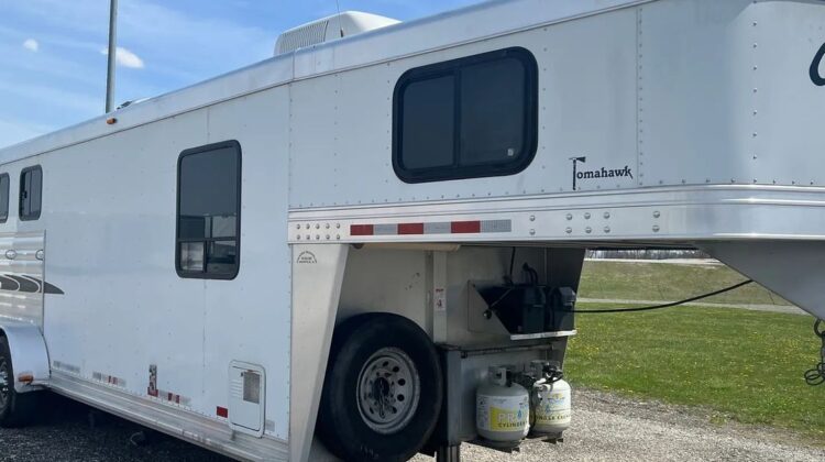 2004 Cherokee trailer
