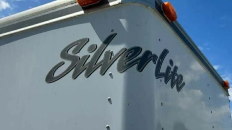 2002 Silver Lite 2HBP