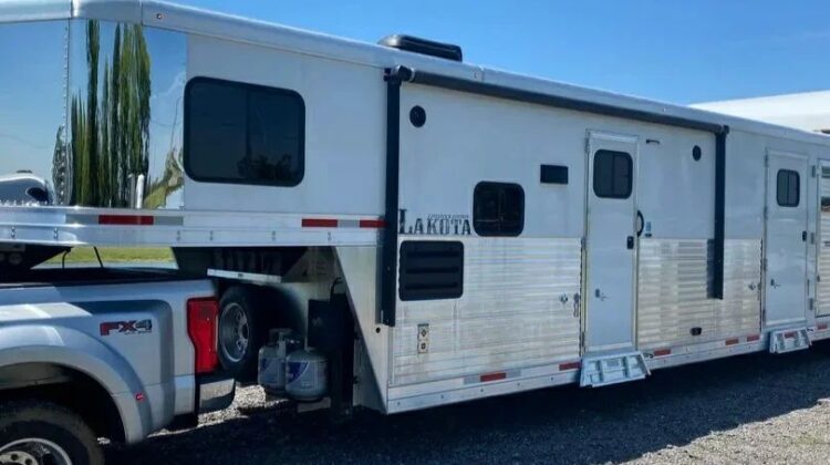 2020 Lakota Stock Trailer with 15 Living