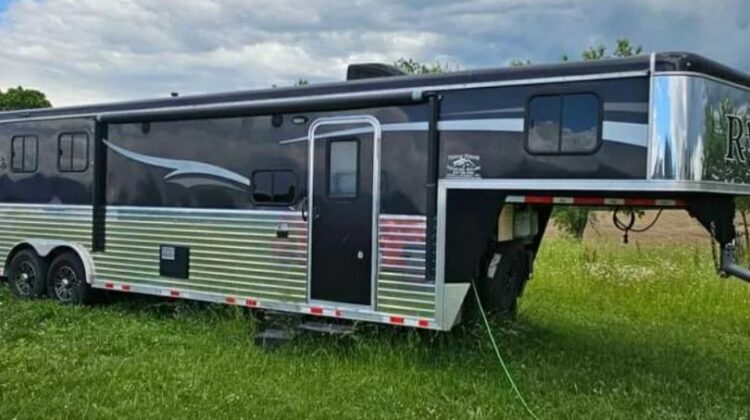 2016 Bison Ranger 3H LQ Trailer