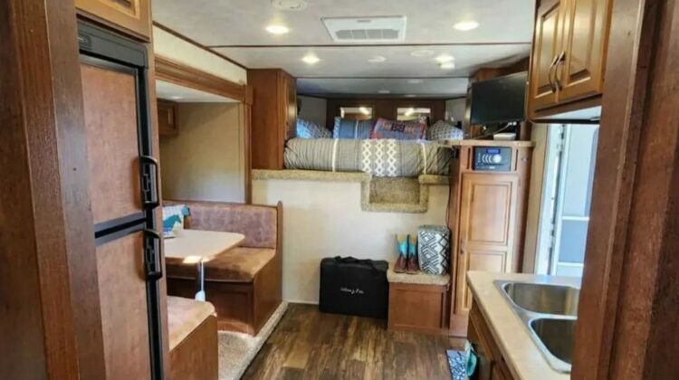 2016 Bison Ranger 3H LQ Trailer