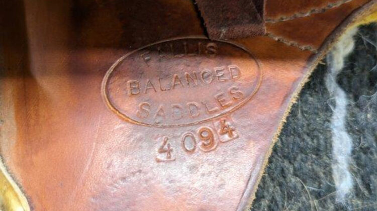 13.75 Inch Used Fallis Endurance Saddle 786-6920